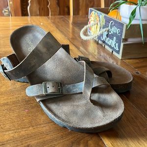 Mountain Sole Size 10 berk style sandals Brown leather